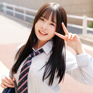 【女子校生】ももなちゃん- 無垢